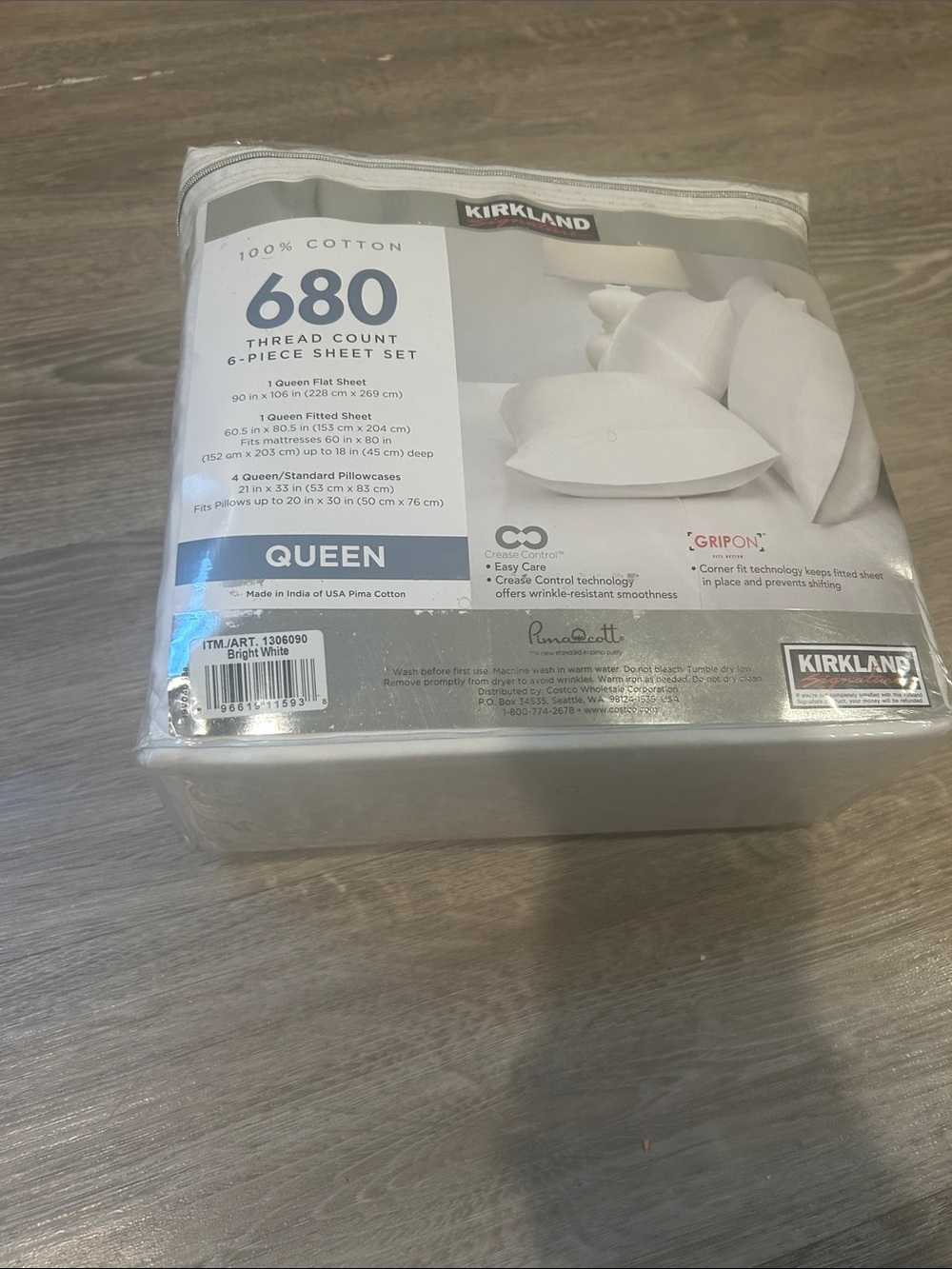 Kirkland Signature White 680-Thread Count Queen Sheet Set